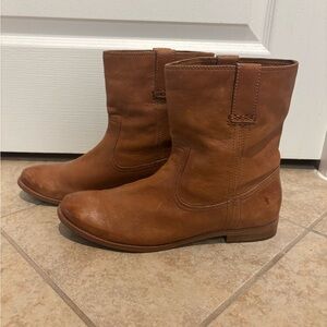 Frye Anna Short Boots